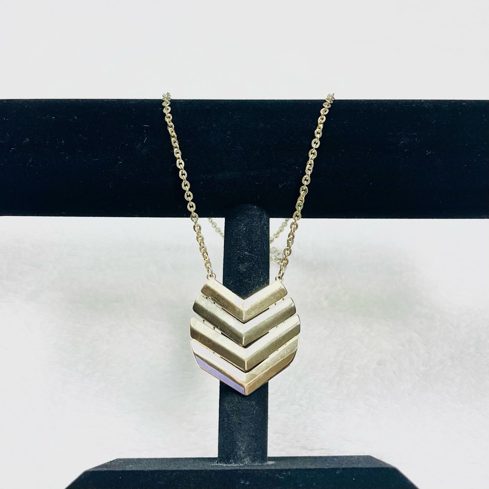 Express Arrows Gold Tone Date Night Statement Necklace Costume Fashion Jewelry